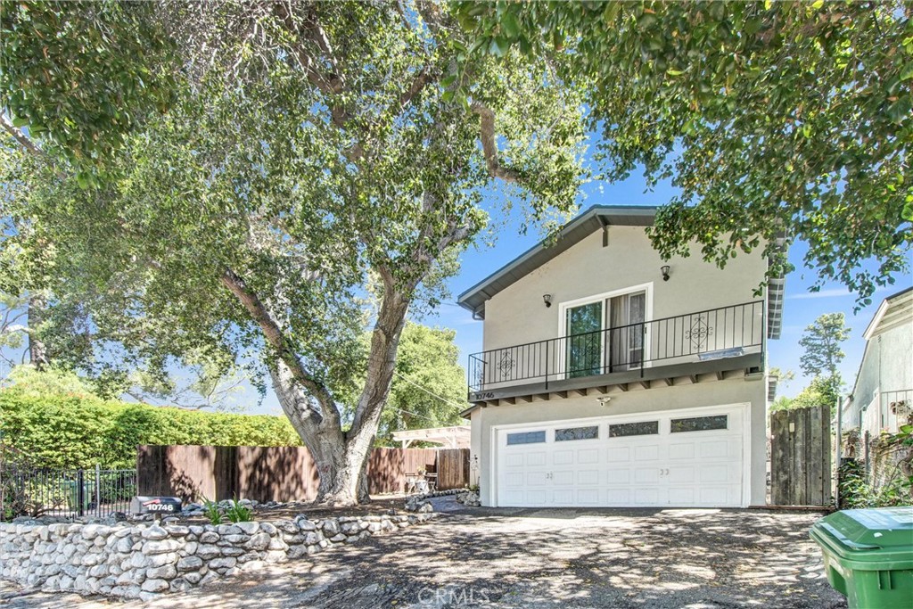 10746 Tujunga Canyon Boulevard Tujunga, CA 91042 - Photo 3 of 34 Front 3
