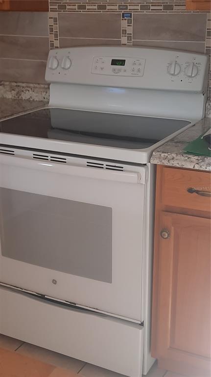 1333 Bender Avenue Holly Hill, FL 32117 - Photo 11 of 37