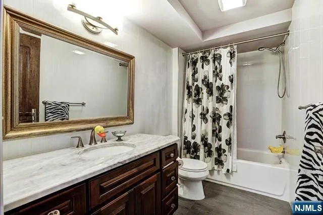 $3,950 | 82 Meadowview Court, Leonia, NJ 07605