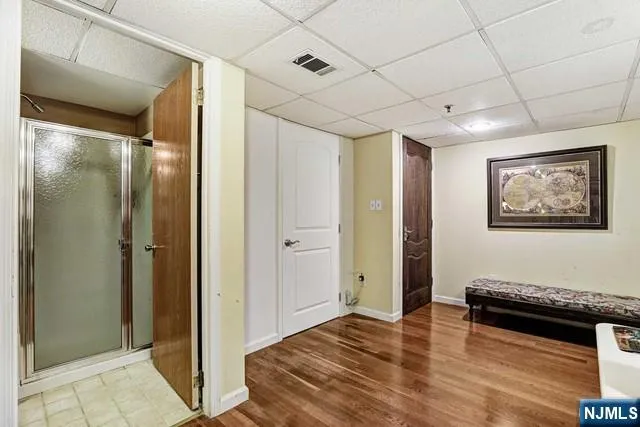 $3,950 | 82 Meadowview Court, Leonia, NJ 07605