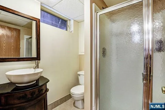 $3,950 | 82 Meadowview Court, Leonia, NJ 07605