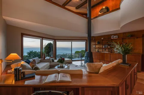 $2,595,000 | 272 Ocean Parkway, Bolinas, CA 94924