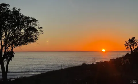 $2,595,000 | 272 Ocean Parkway, Bolinas, CA 94924