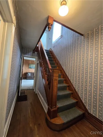 $212,000 | 418 Putnam Street, Sangerfield, NY 13480