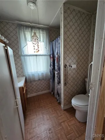 $212,000 | 418 Putnam Street, Sangerfield, NY 13480