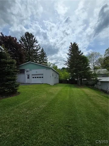 $212,000 | 418 Putnam Street, Sangerfield, NY 13480