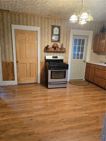 $212,000 | 418 Putnam Street, Sangerfield, NY 13480