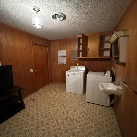 $405,000 | 2008 El Paso Avenue, Cisco, TX 76437