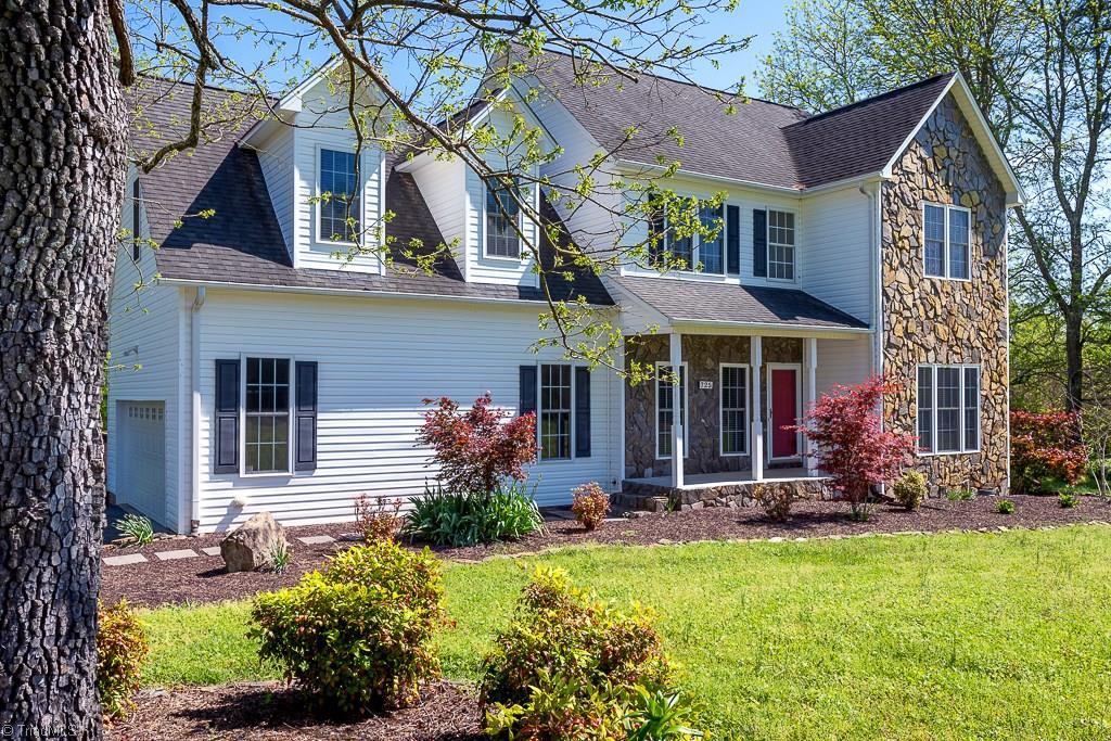 725 Lanier Road Lexington, NC 27295 - Photo 2 of 30