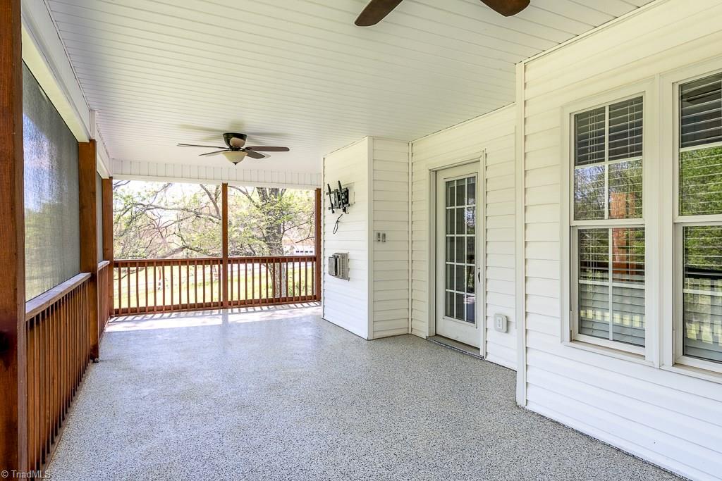725 Lanier Road Lexington, NC 27295 - Photo 6 of 30