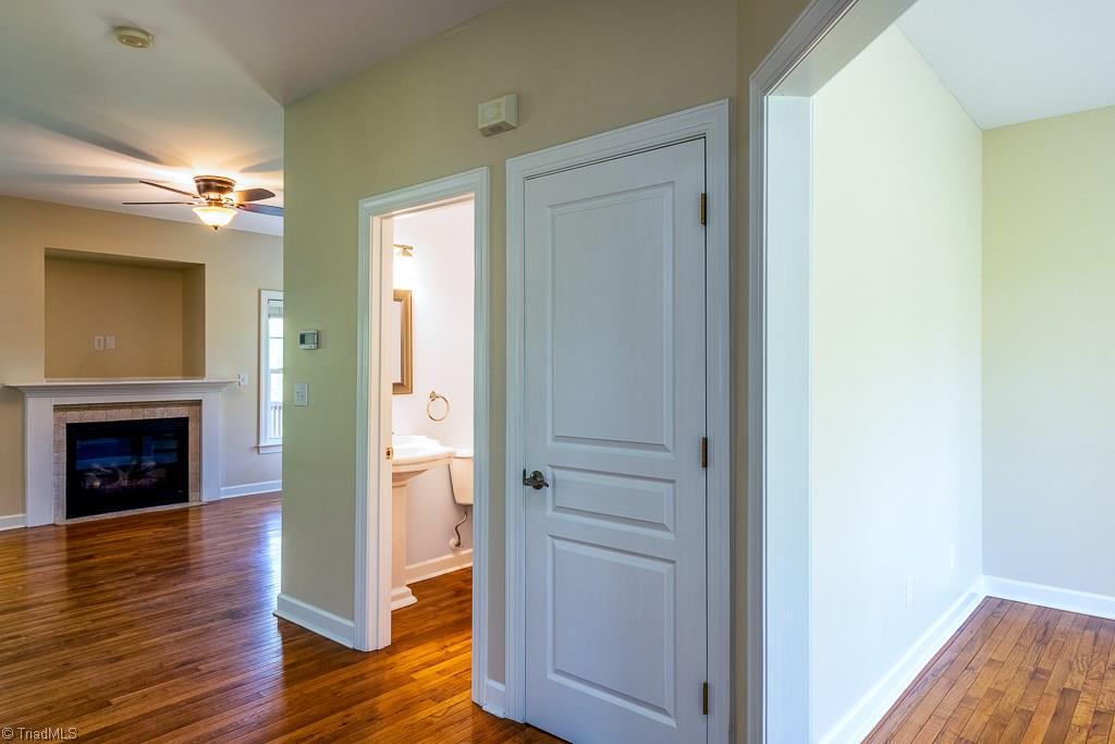 725 Lanier Road Lexington, NC 27295 - Photo 8 of 30
