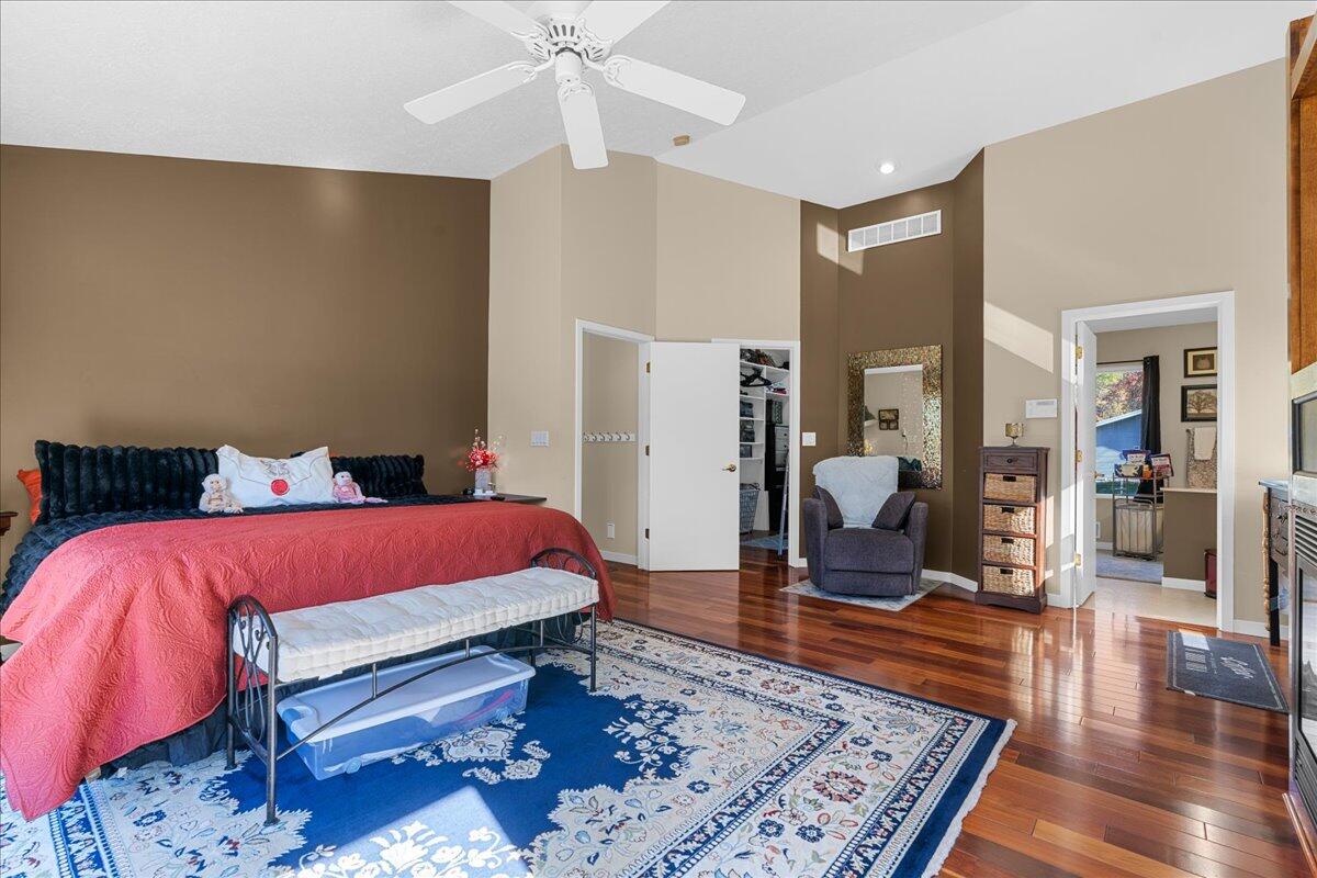 13158 Wood Road Bath, MI 48808 - Photo 13 of 64 40-Media Jett - 36