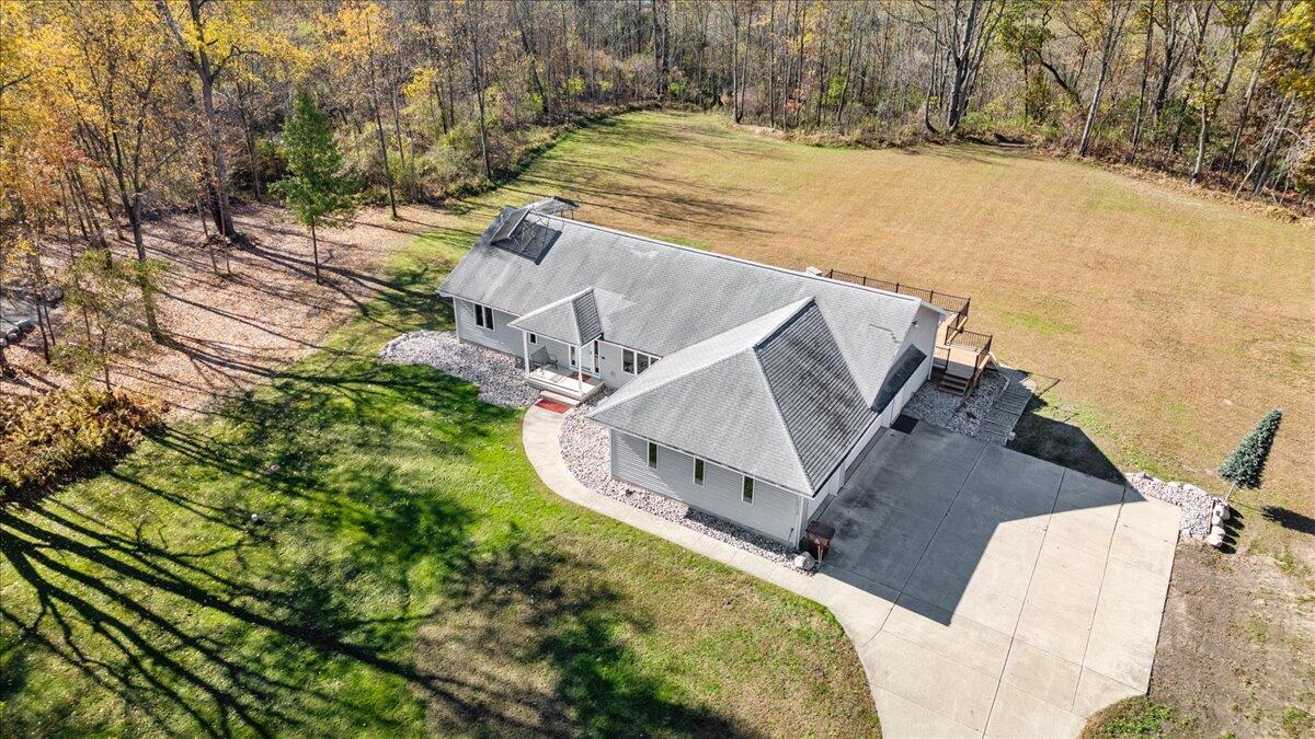 13158 Wood Road Bath, MI 48808 - Photo 51 of 64 10-Media Jett - 05