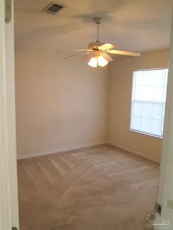 a view of empty room with window