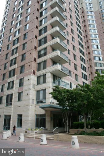 851 North Glebe Road, Unit 1503 Arlington, VA 22203 - Photo 2 of 40