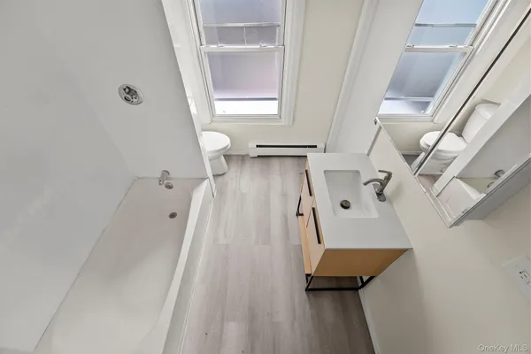 $3,800 | 11 Lafayette Place, Unit 2, Yonkers, NY 10701