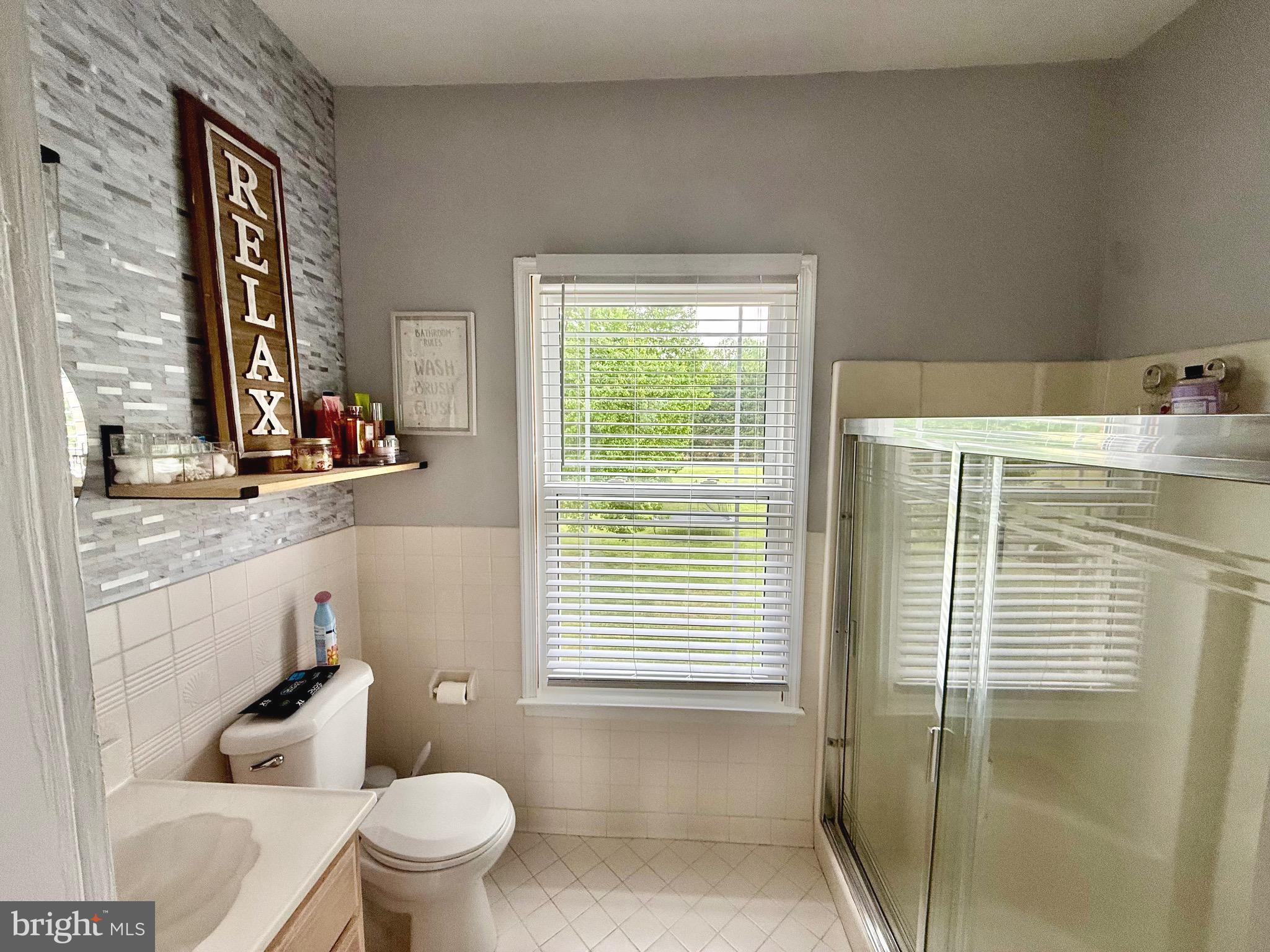 75 West Bay Front Road Lothian, MD 20711 - Photo 43 of 89 Owner's Suite Bath