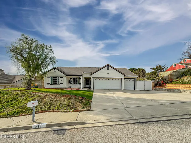 $1,265,000 | 221 Hazelridge Court, Simi Valley, CA 93065