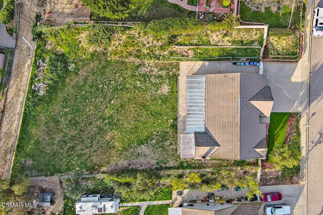 $1,265,000 | 221 Hazelridge Court, Simi Valley, CA 93065