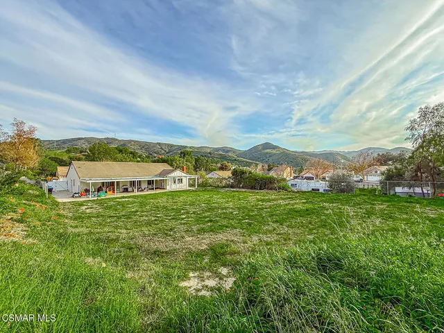 $1,265,000 | 221 Hazelridge Court, Simi Valley, CA 93065