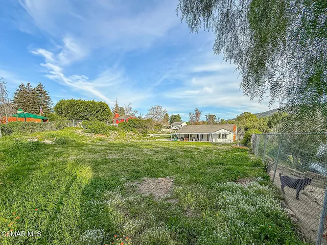 $1,265,000 | 221 Hazelridge Court, Simi Valley, CA 93065