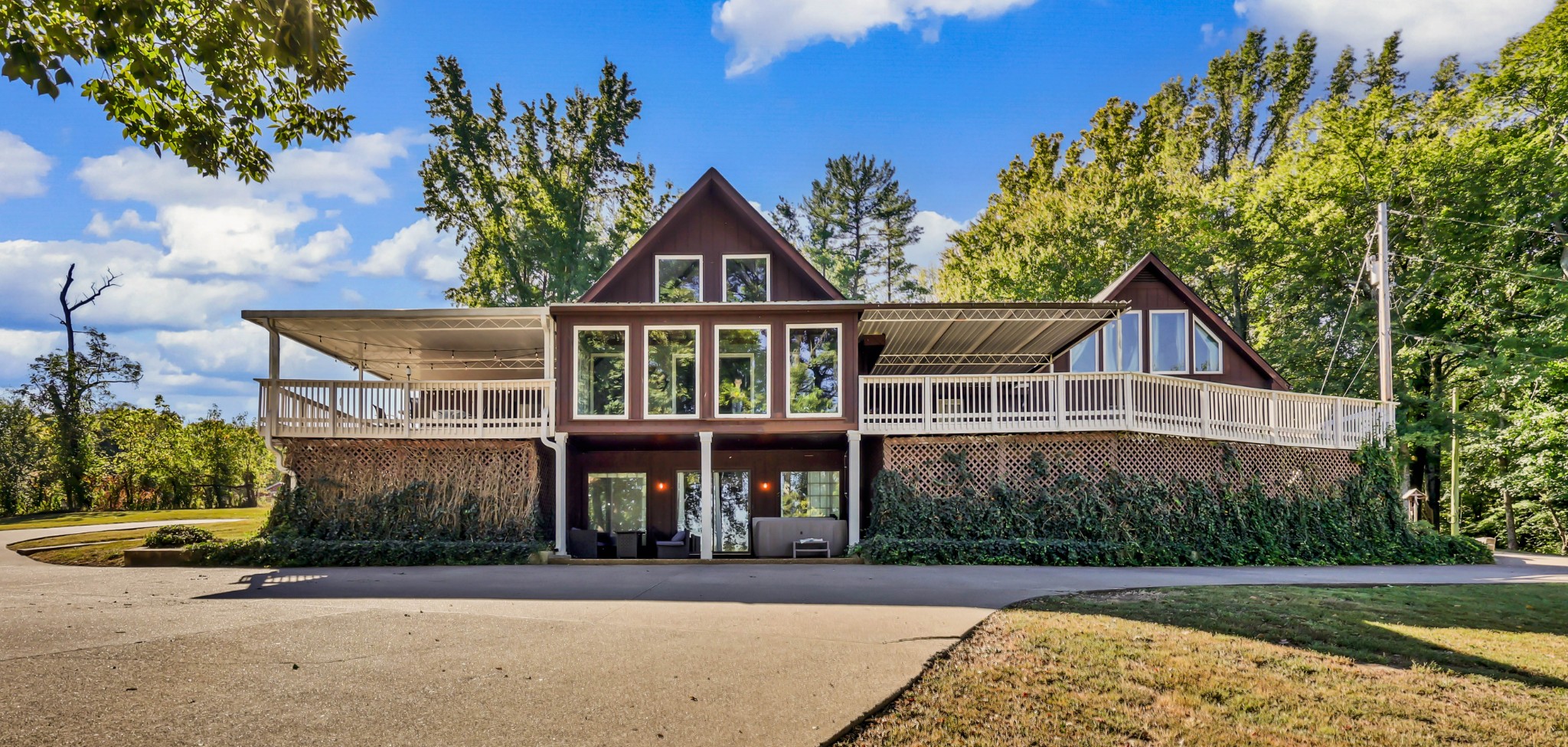 361 Salem Road Clarksville, TN 37040 - Photo 1 of 62 Gallery Image 1