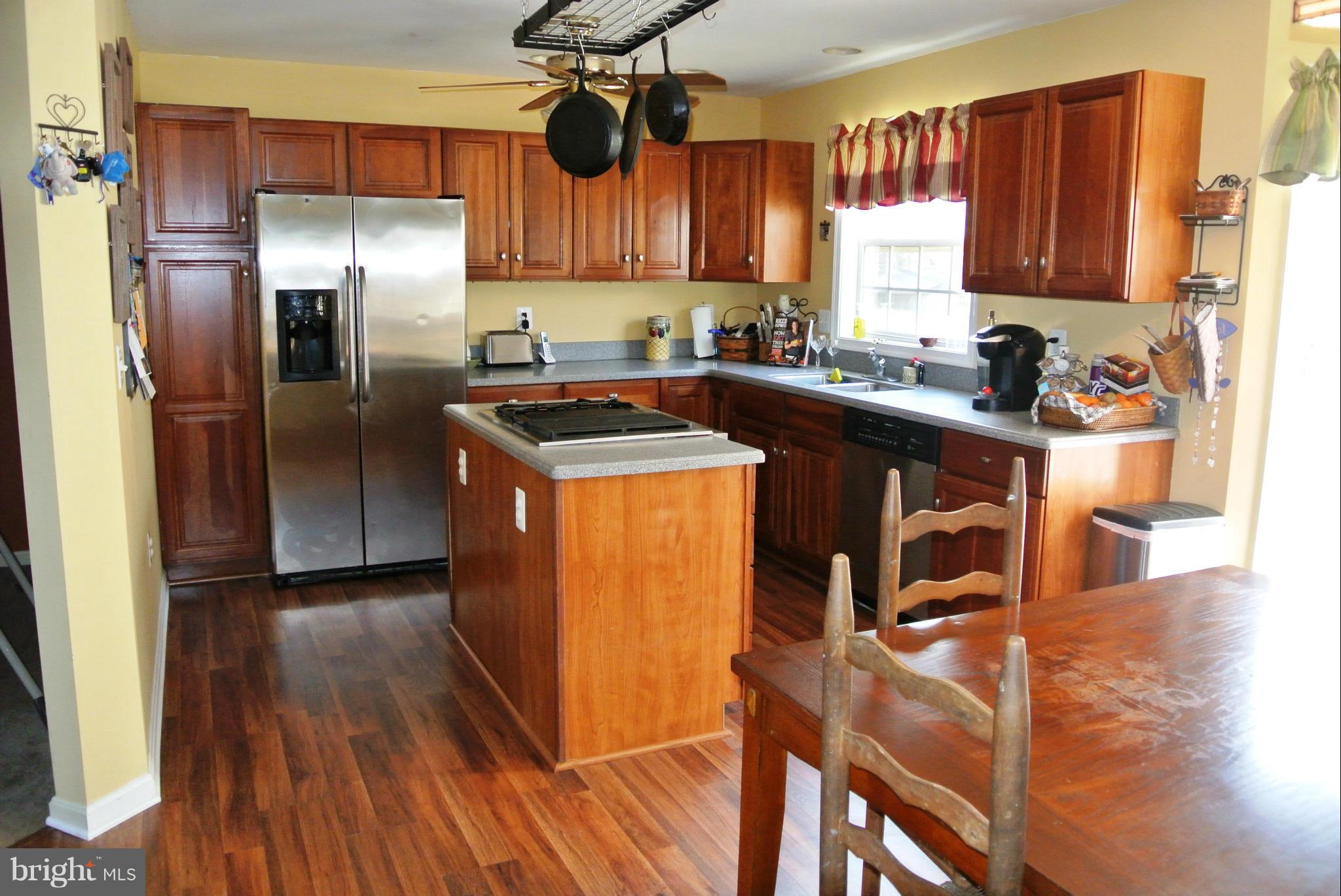 22229 Newtowne Neck Road Leonardtown, MD 20650 - Photo 11 of 30 Kitchen