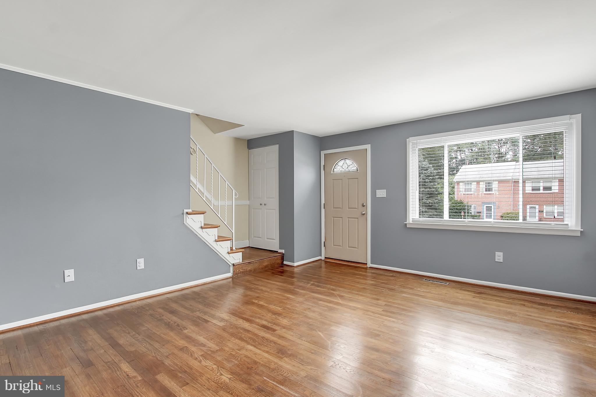 1165 Pelhamwood Road Baltimore, MD 21234 - Photo 4 of 22 Living Room