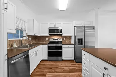 $599,000 | 91-2063 Kai 'Oli Street, Unit 204, Ewa Beach, HI 96706