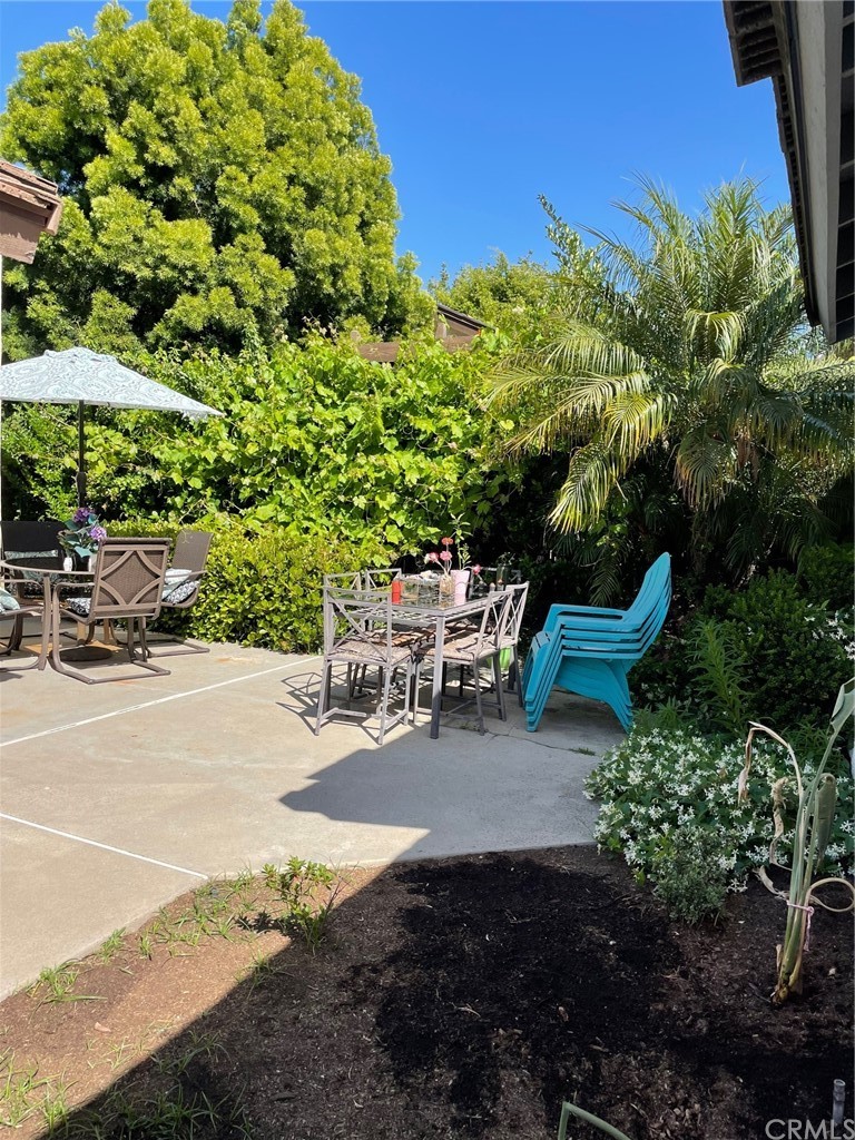 12 Brookdale Irvine, CA 92604 - Photo 14 of 28 a view of a backyard with sitting area