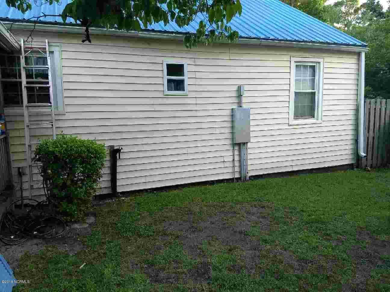 2103 Brandon Road Wilmington, NC 28405 - Photo 2 of 26 IMG_0986