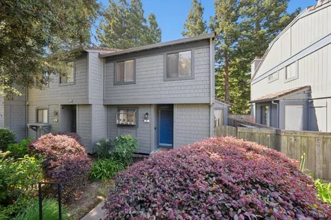 $700,000 | 14 Alyssum Court, Novato, CA 94945