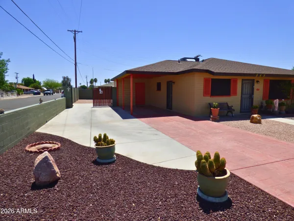 $330,000 | 865 East 5th Avenue, Mesa, AZ 85204