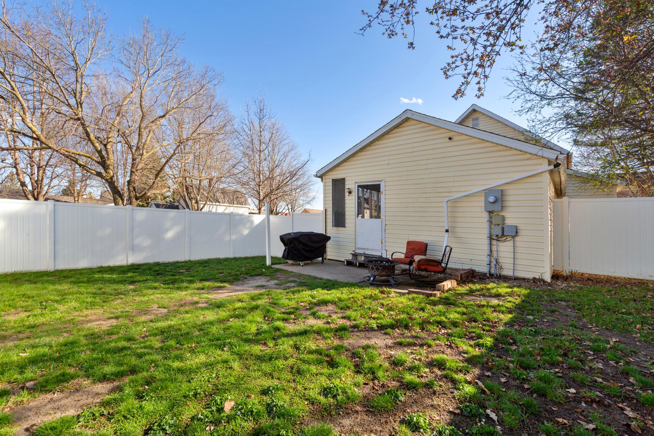 401 County Road 5 St. Peter, MN 56082 - Photo 6 of 29