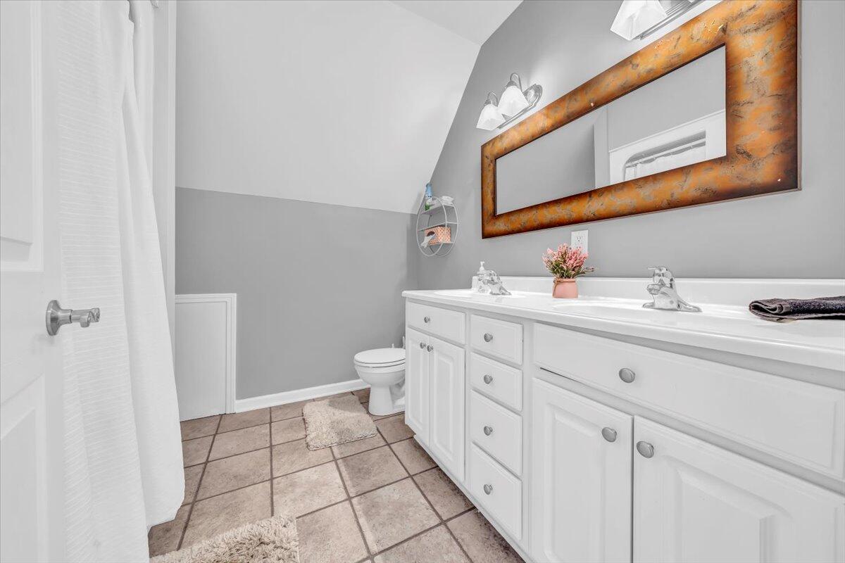 160 Sunny Field Road Wirtz, VA 24184 - Photo 23 of 42 21-MIB04297