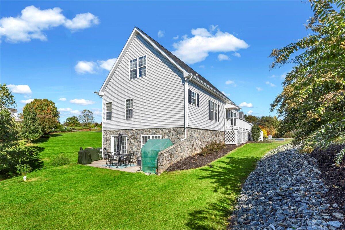 160 Sunny Field Road Wirtz, VA 24184 - Photo 31 of 42 33-MIB04333