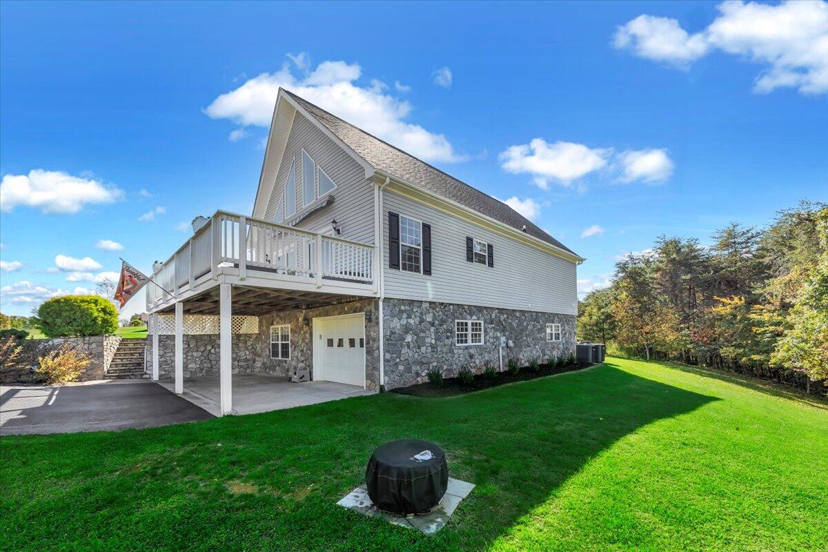160 Sunny Field Road Wirtz, VA 24184 - Photo 34 of 42 37-MIB04348