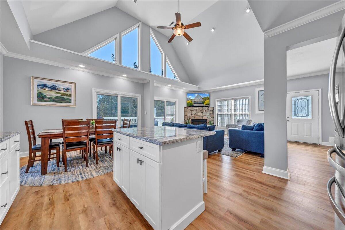 160 Sunny Field Road Wirtz, VA 24184 - Photo 6 of 42 08-MIB04261