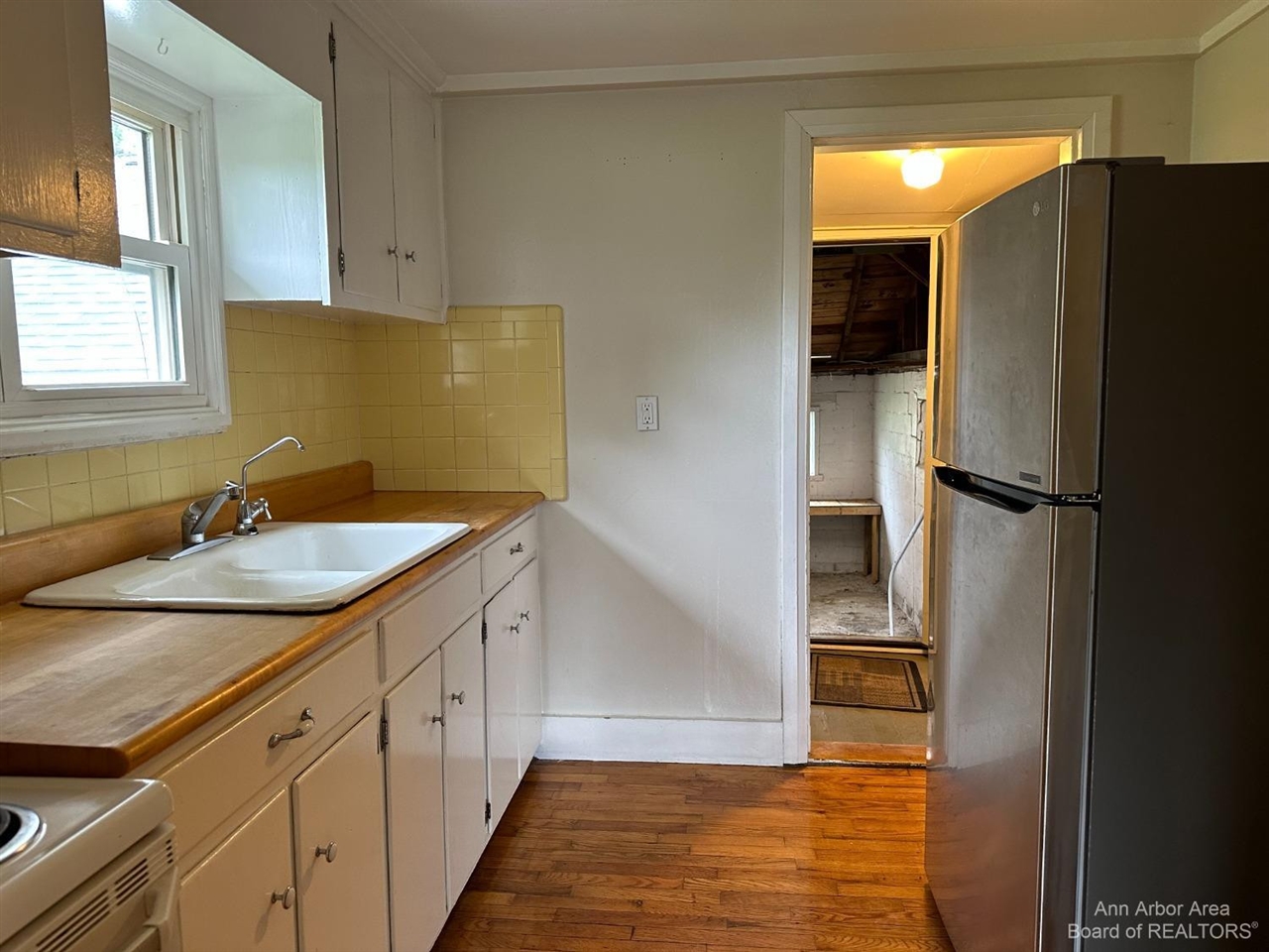 1655 East North Territorial Road Whitmore Lake, MI 48189 - Photo 5 of 16