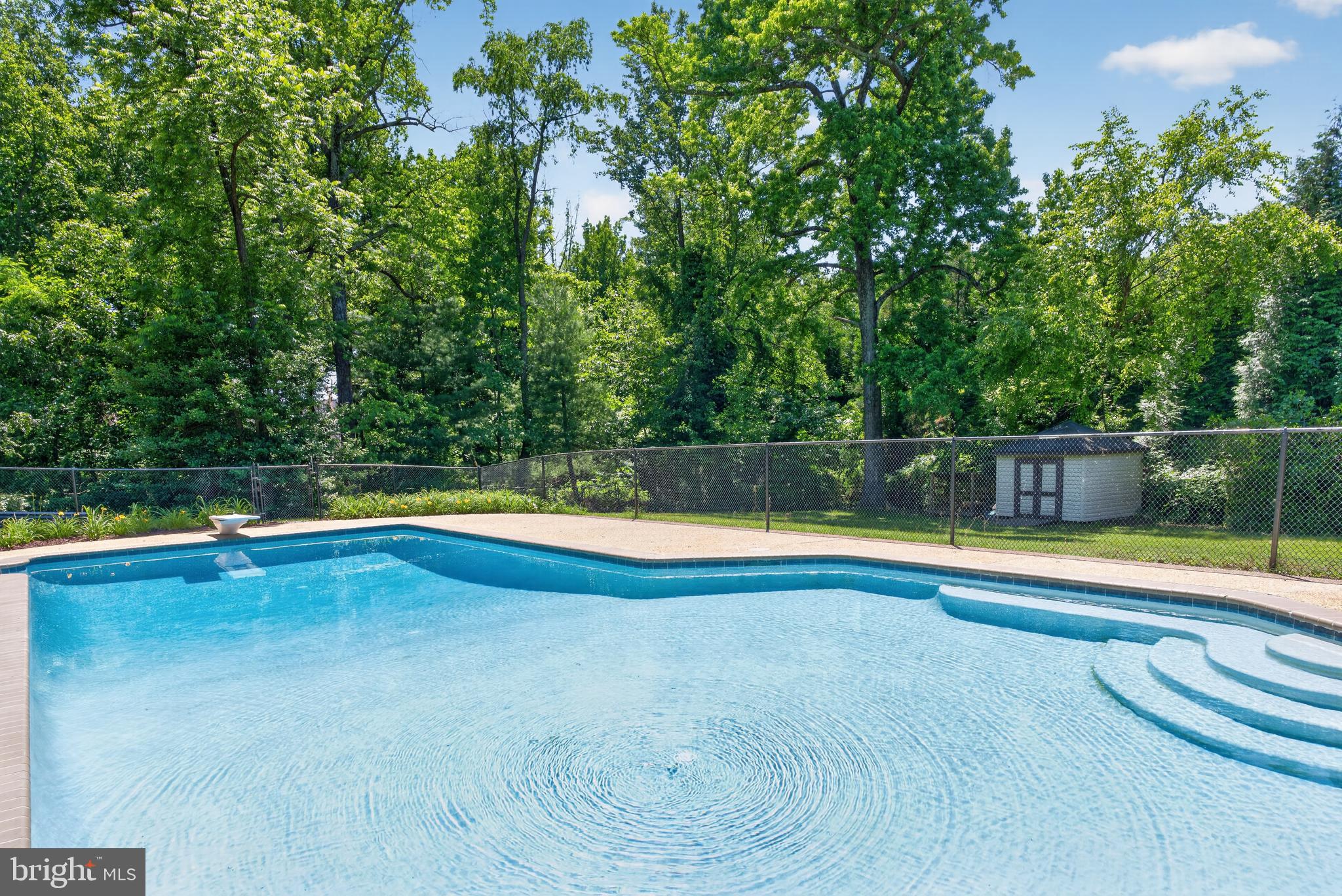 6727 Newington Road Lorton, VA 22079 - Photo 3 of 51