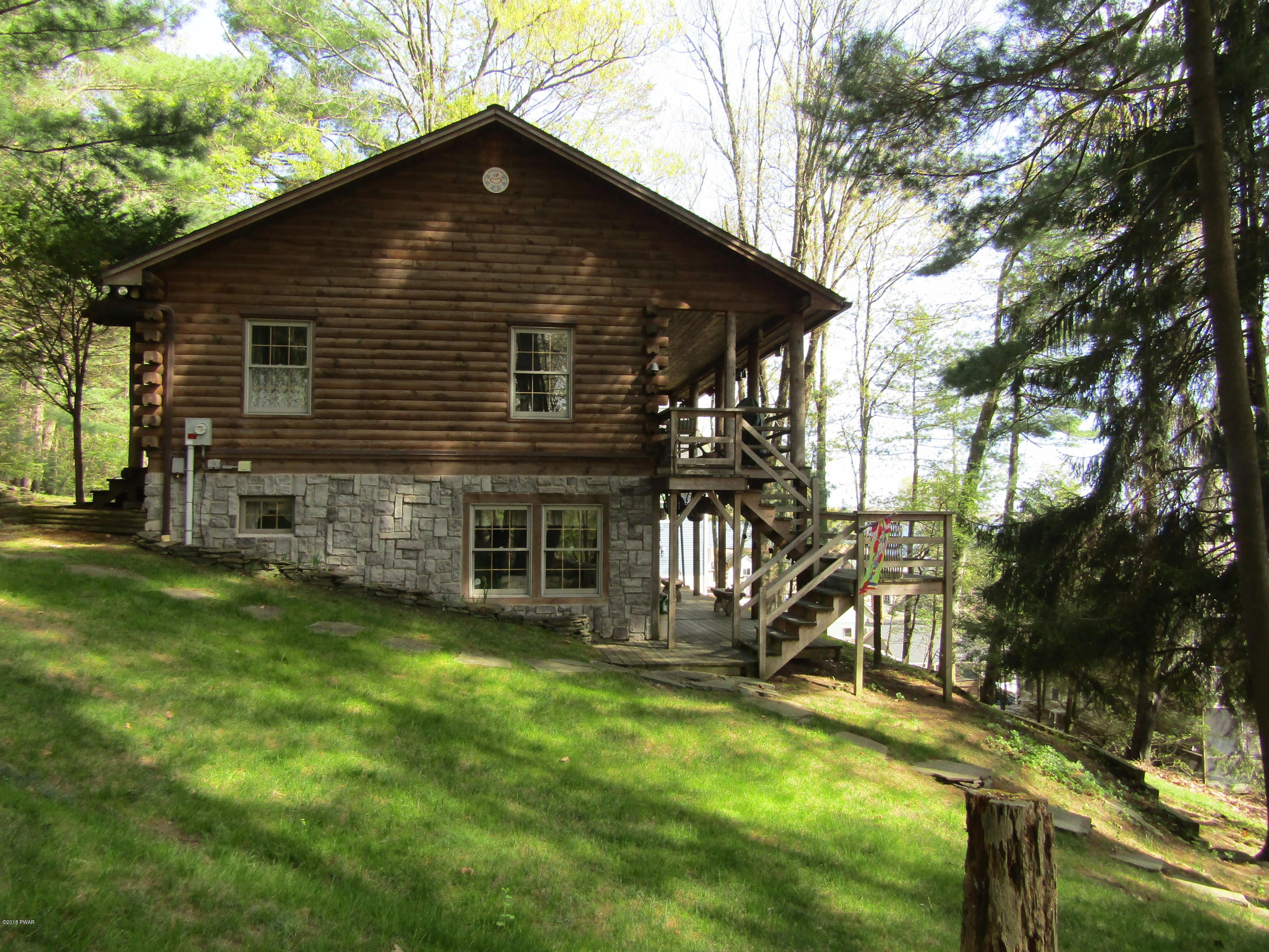 121 Terrace Road Tafton, PA 18464 - Photo 2 of 38 Main Photo