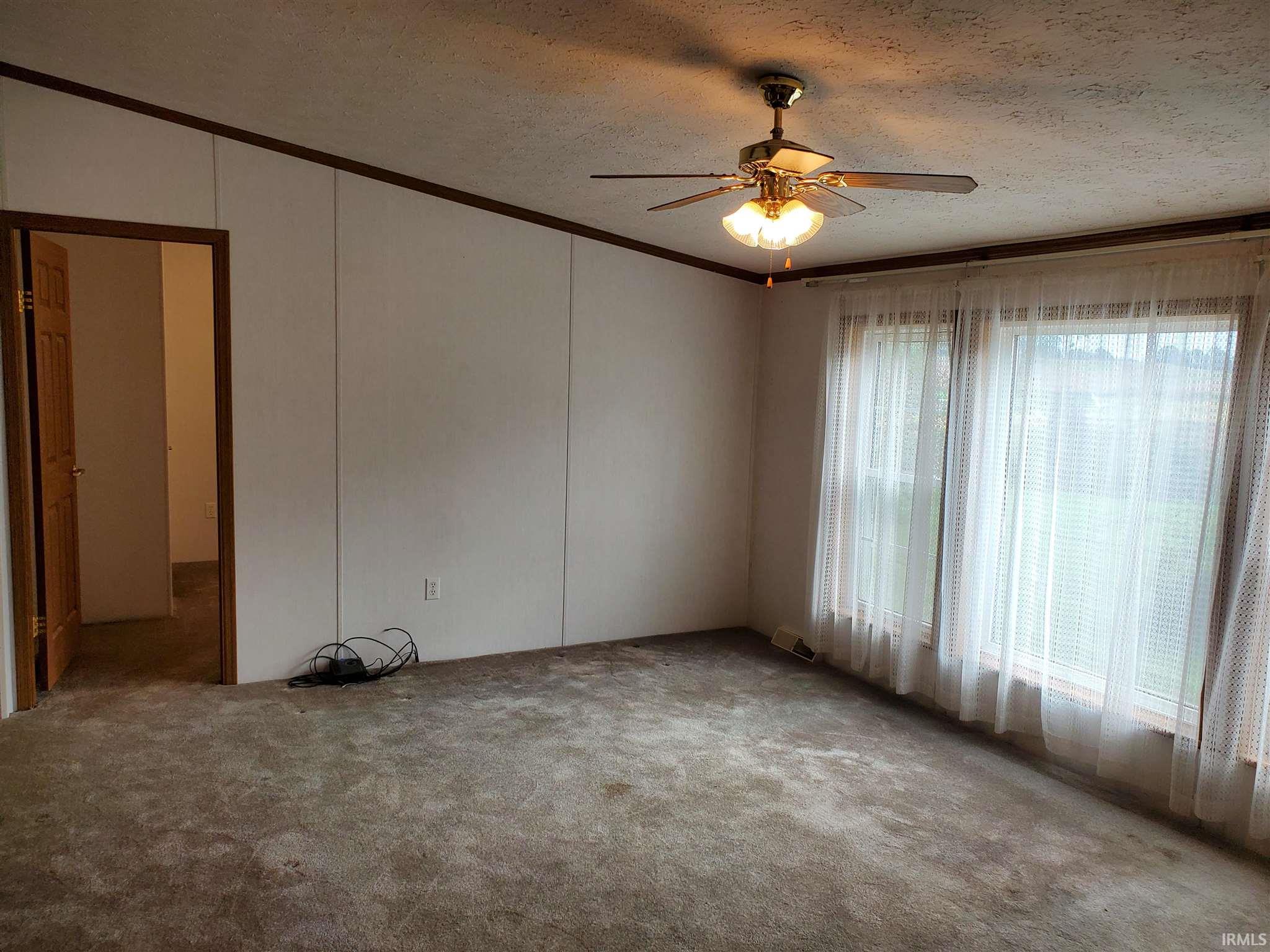 118 Green Acres Road Mitchell, IN 47446 - Photo 4 of 19 Gallery Image 4