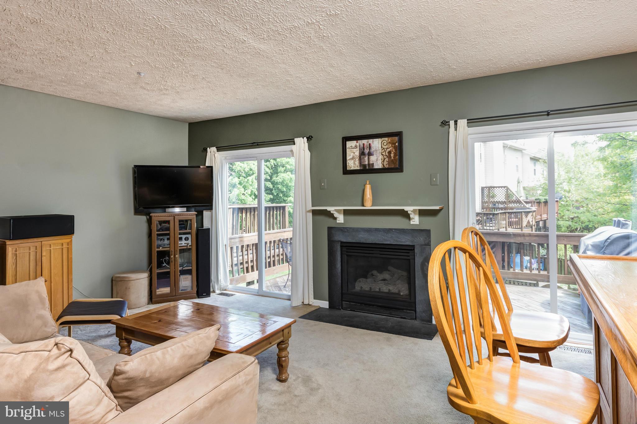 1605 Woodview Court Crofton, MD 21114 - Photo 13 of 26 Family Room