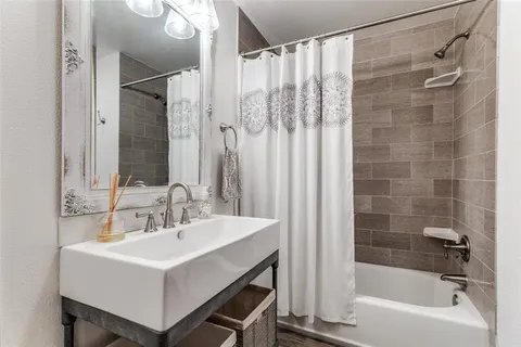 $1,250,000 | 8252 Killdeer Circle, Fort Worth, TX 76108