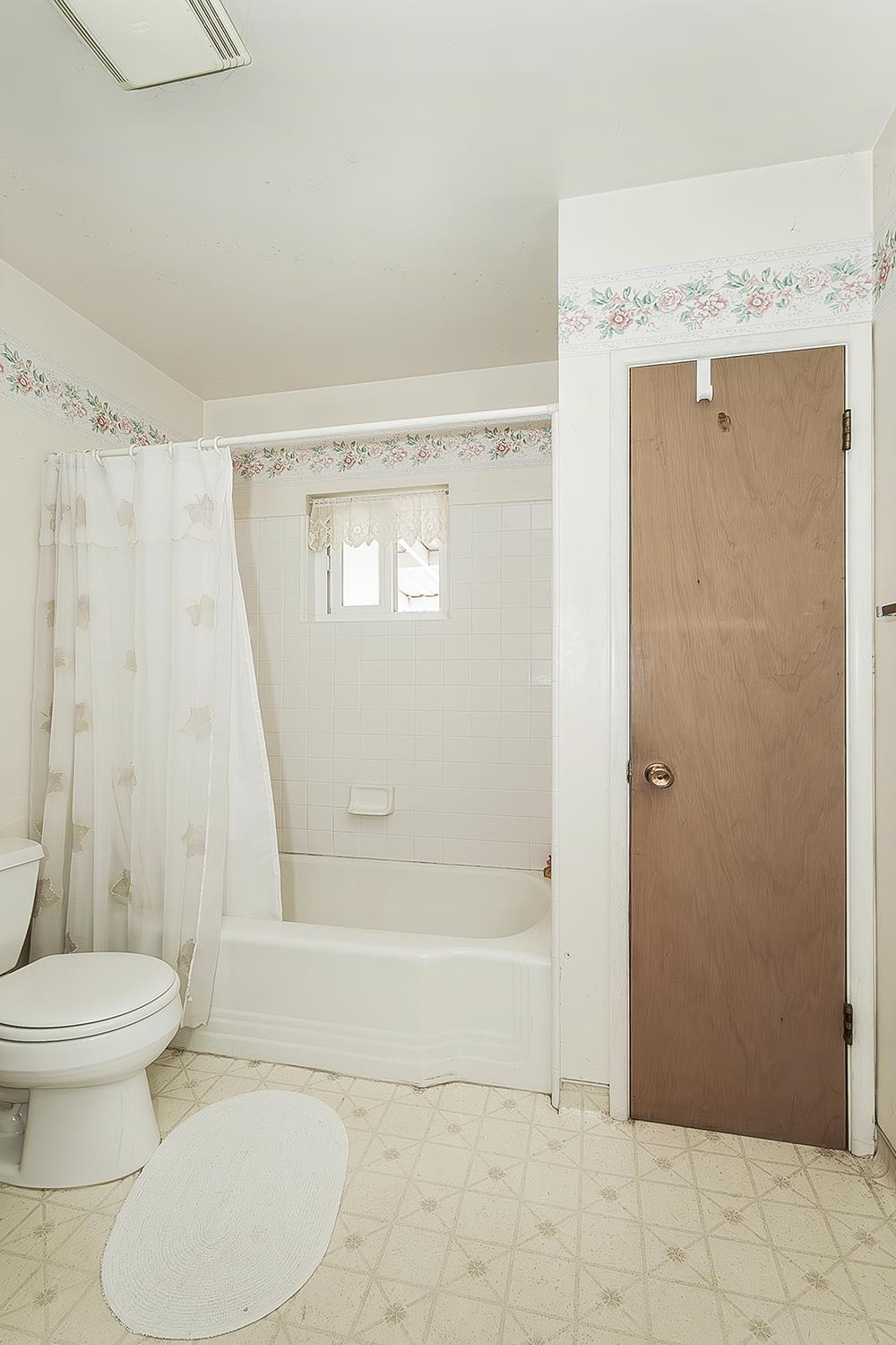 1416 South Church Avenue Reedley, CA 93654 - Photo 3 of 41