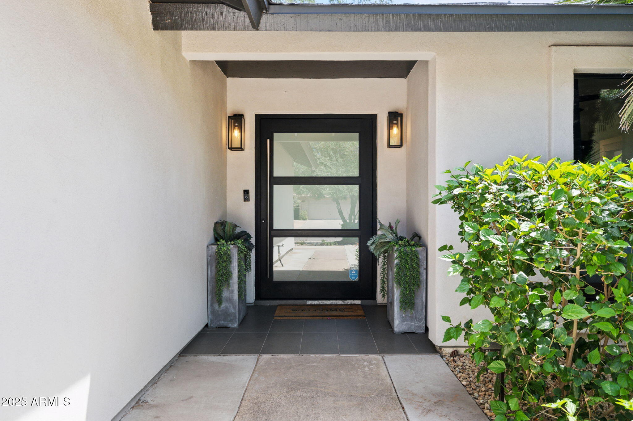 5301 East Tierra Buena Lane Scottsdale, AZ 85254 - Photo 4 of 61 4-web-or-mls-5301-e-tierra-buena-ln