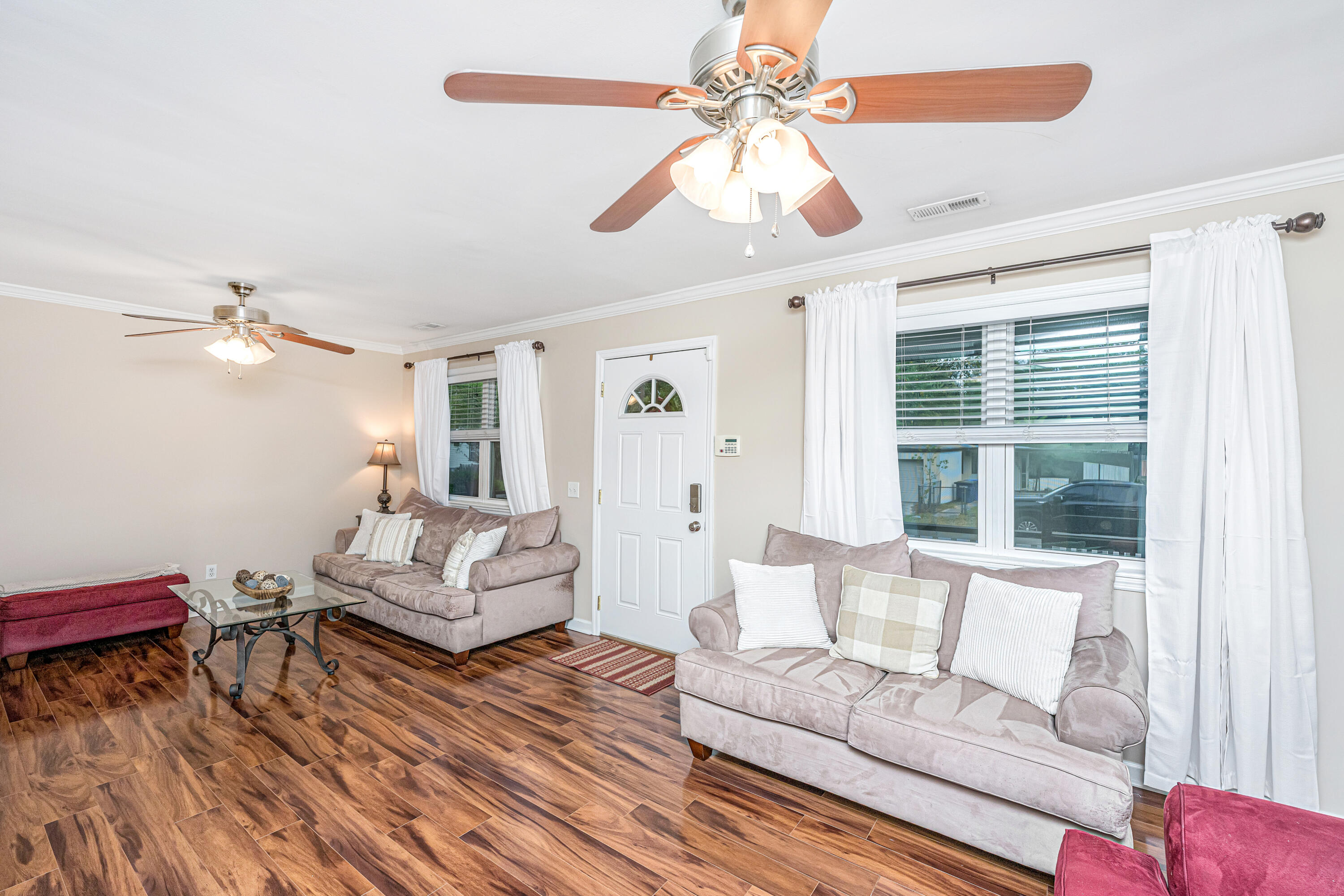 1240 Camellia Road Charleston, SC 29407 - Photo 8 of 42 1240CamelliaRd013