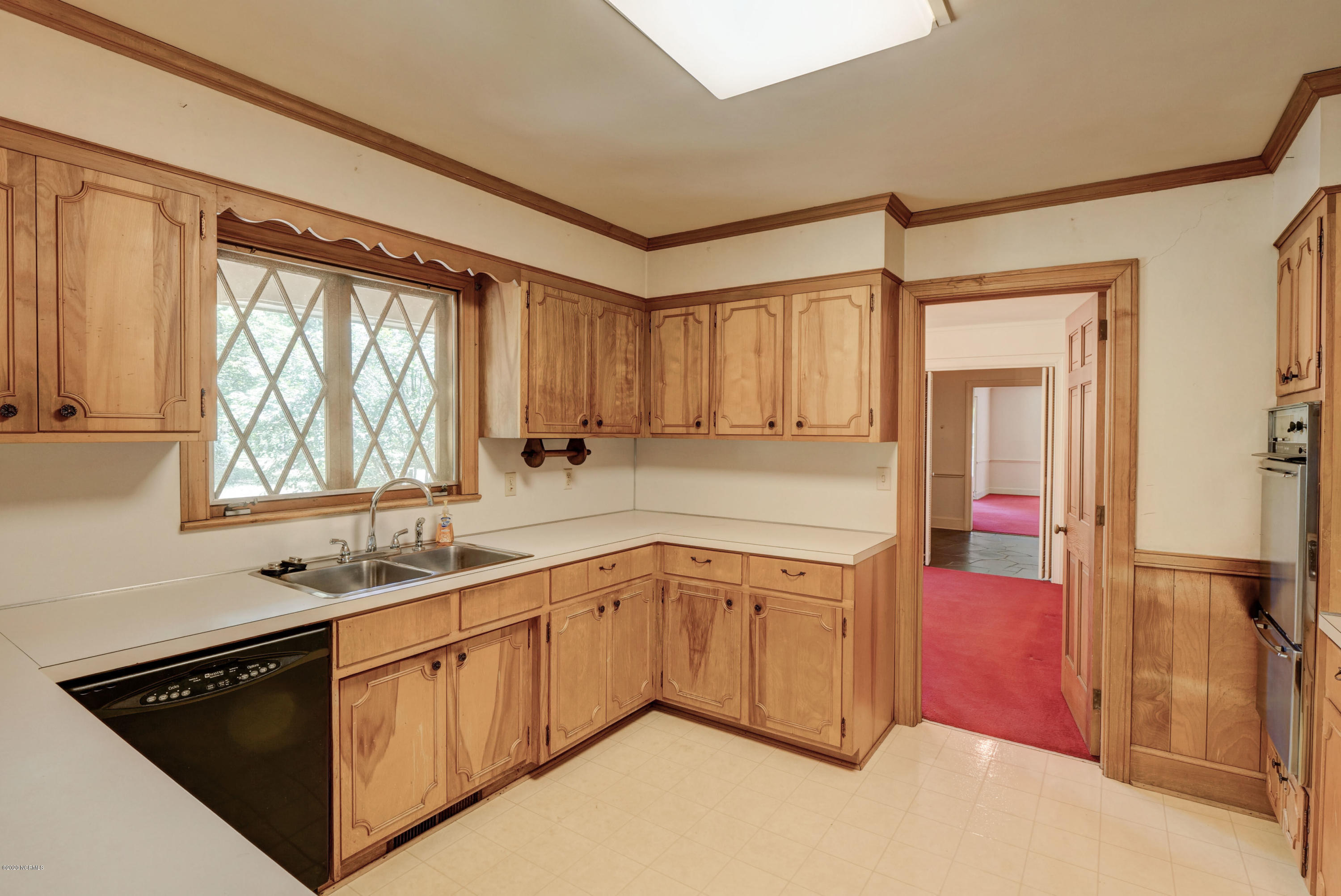 6318 Fox Run Road Wilmington, NC 28409 - Photo 10 of 46 014_pjka2362_3_4_5_6_7_8