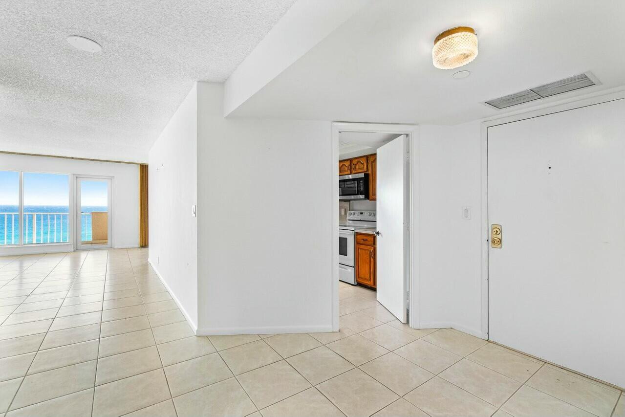 4001 North Ocean Boulevard, Unit 1503 Boca Raton, FL 33431 - Photo 11 of 46 a view of a room with an empty space