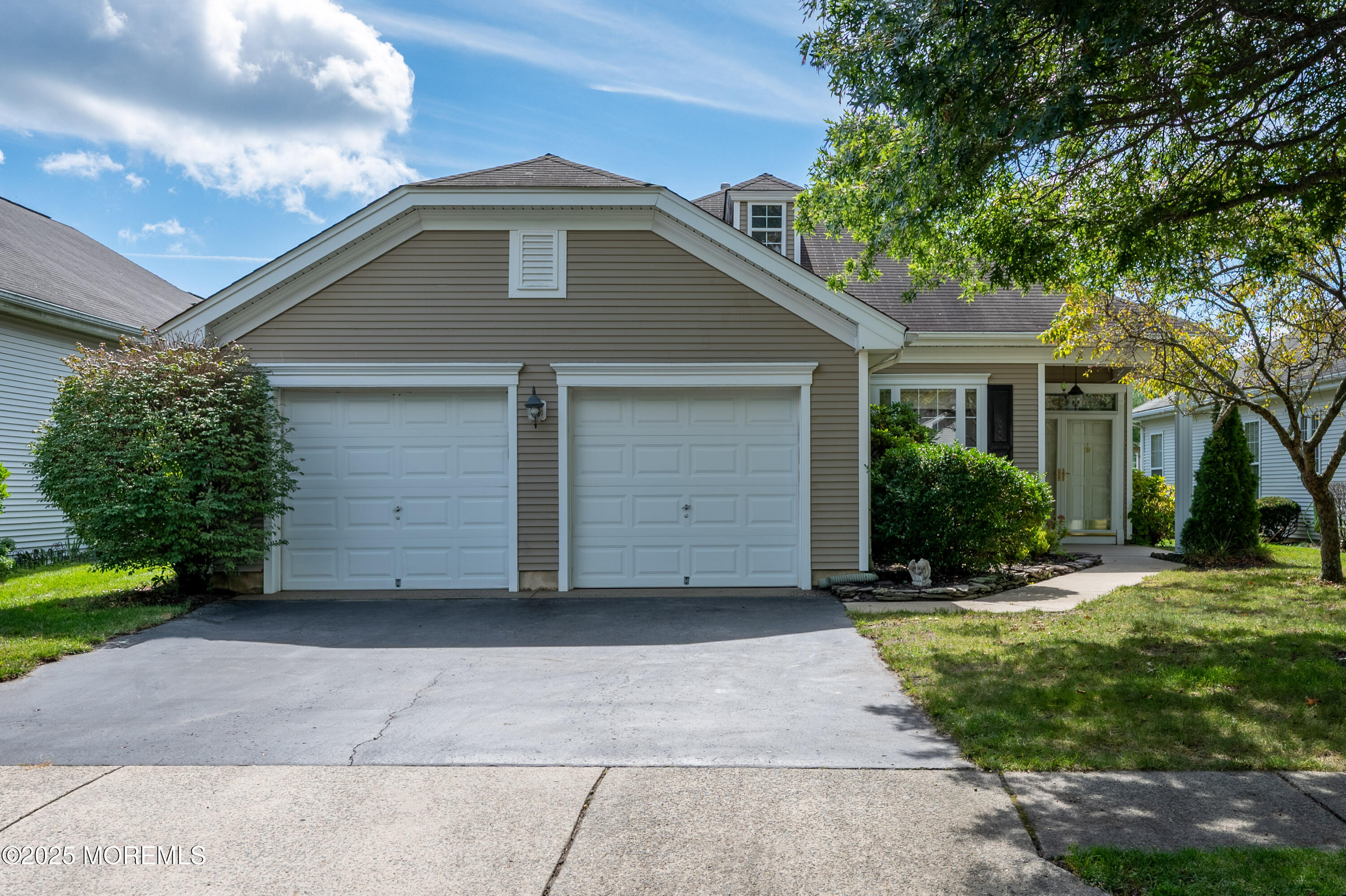 41 Silverside Road Lakewood, NJ 08701 - Photo 1 of 43 Welcome to Four Seasons